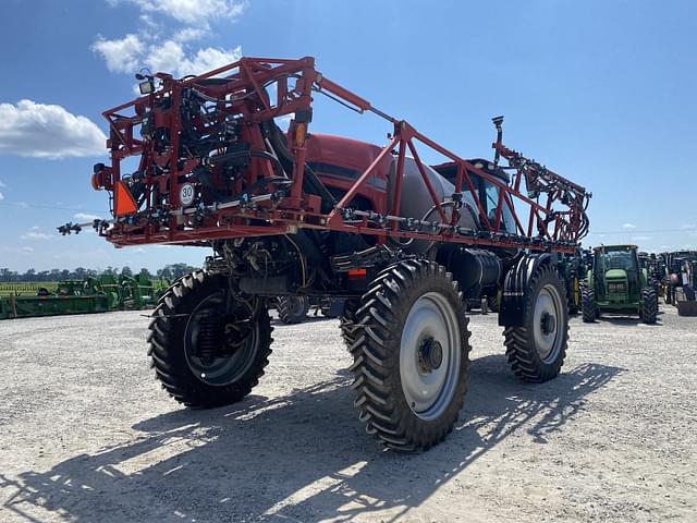 Image of Case IH Patriot 3340 equipment image 4