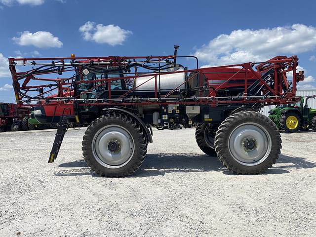 Image of Case IH Patriot 3340 equipment image 1