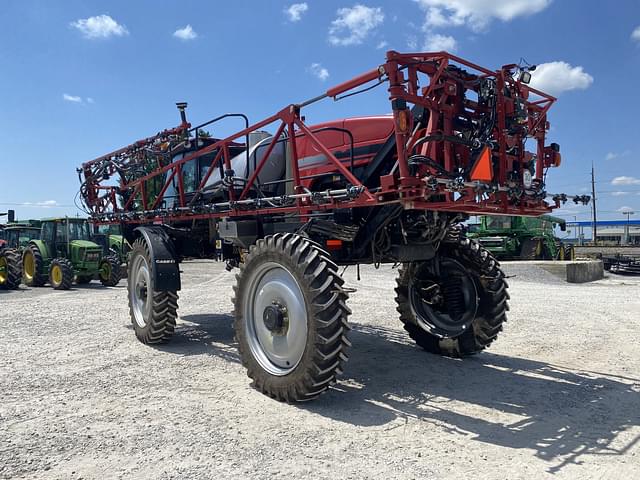 Image of Case IH Patriot 3340 equipment image 2