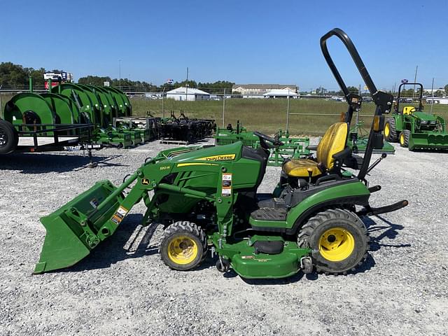 Image of John Deere 1025R equipment image 1