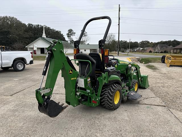 Image of John Deere 1025R equipment image 4