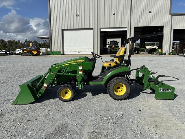 Image of John Deere 1025R equipment image 1