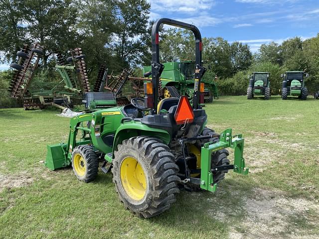 Image of John Deere 3025E equipment image 2