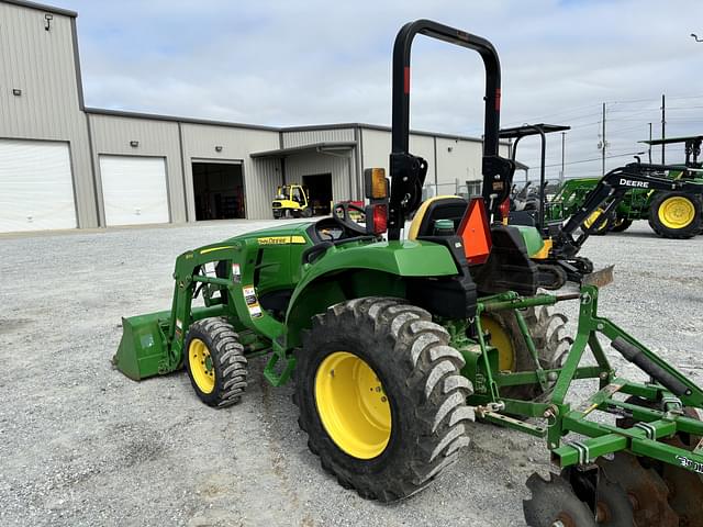 Image of John Deere 3043D equipment image 2