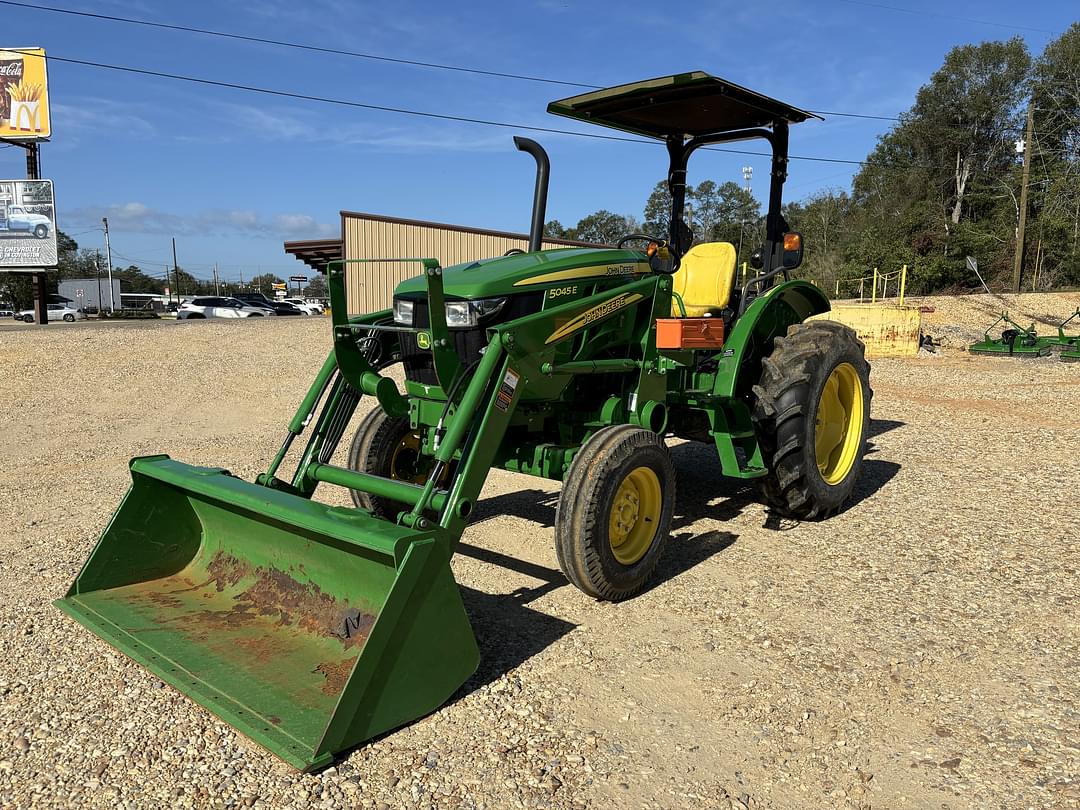 Image of John Deere 5045E Primary image