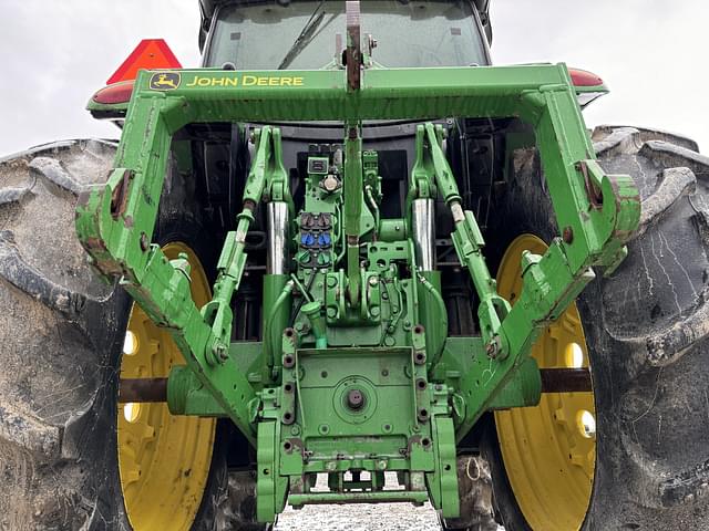 Image of John Deere 6175R equipment image 4