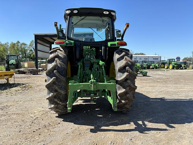 Image of John Deere 6215R equipment image 3