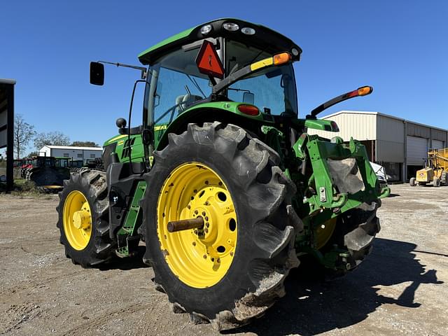 Image of John Deere 6215R equipment image 2