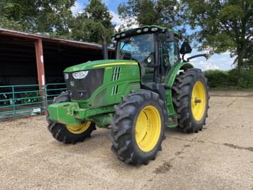Main image John Deere 6215R