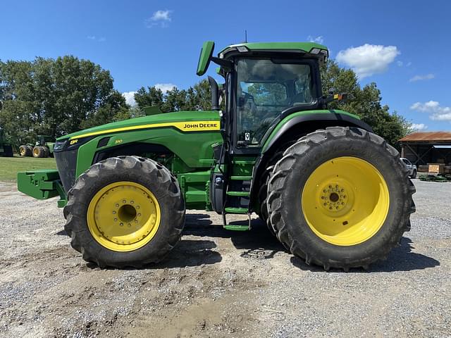 Image of John Deere 8R 310 equipment image 1