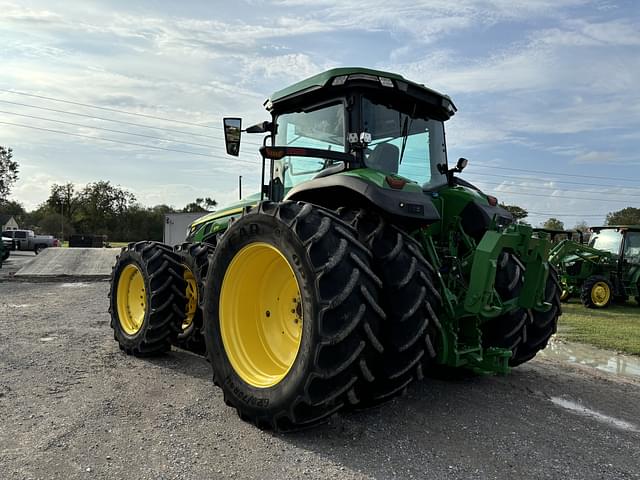 Image of John Deere 8R 370 equipment image 1