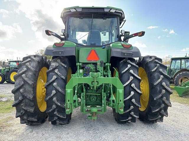 Image of John Deere 8R 370 equipment image 3