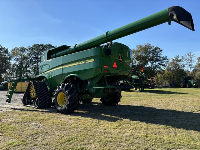 Image of John Deere S790 equipment image 2