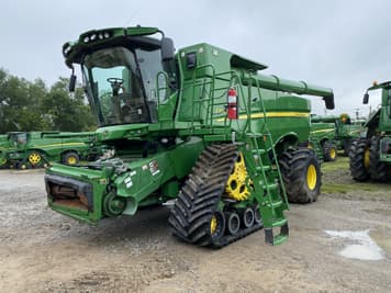 Main image John Deere S790