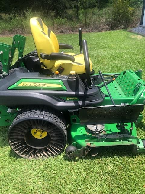 Image of John Deere Z960M equipment image 1