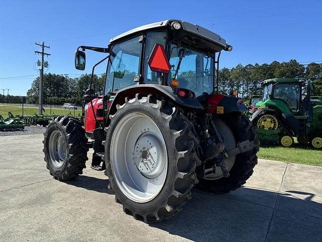 Image of Massey Ferguson 6713 equipment image 2