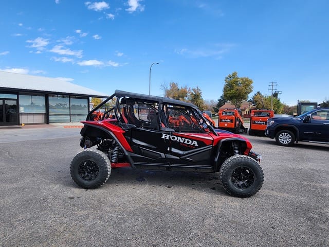 2022 Honda Talon 1000R-4 Equipment Image0