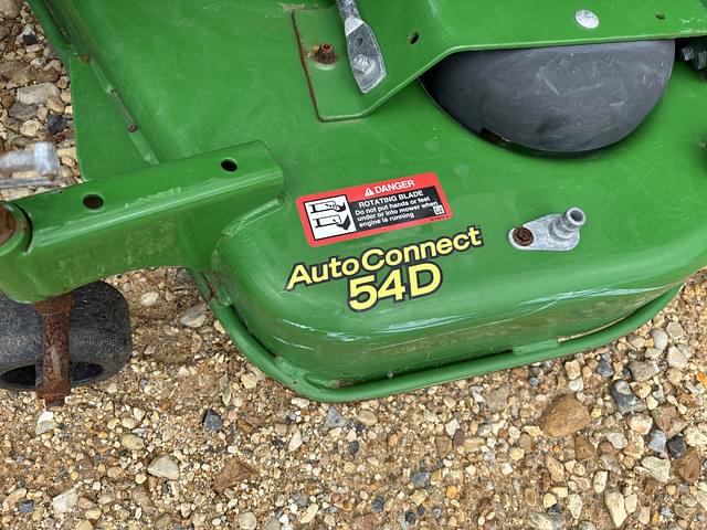 Image of John Deere 1025R equipment image 2