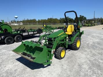 Main image John Deere 2025R