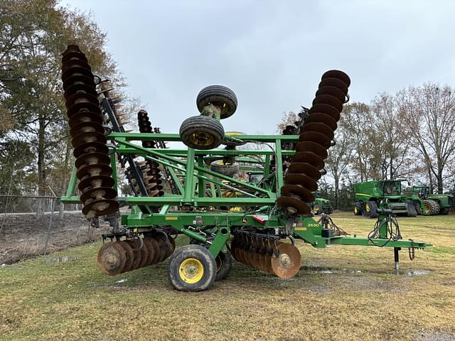 Image of John Deere 2630 equipment image 4
