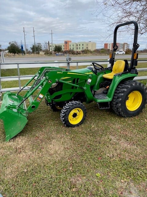 Main image John Deere 3025E