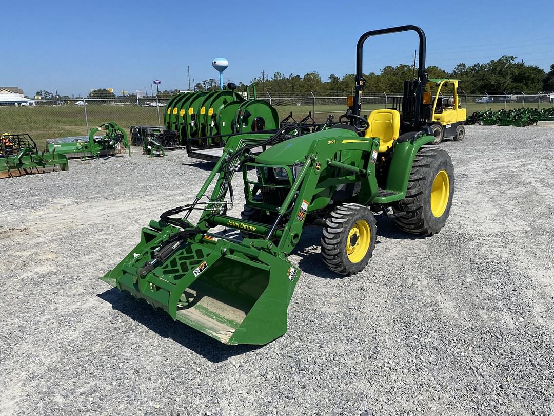 Image of John Deere 3038E Primary image