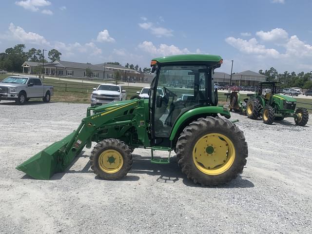 Image of John Deere 4052R equipment image 1