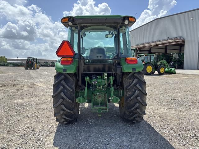 Image of John Deere 5075E equipment image 3