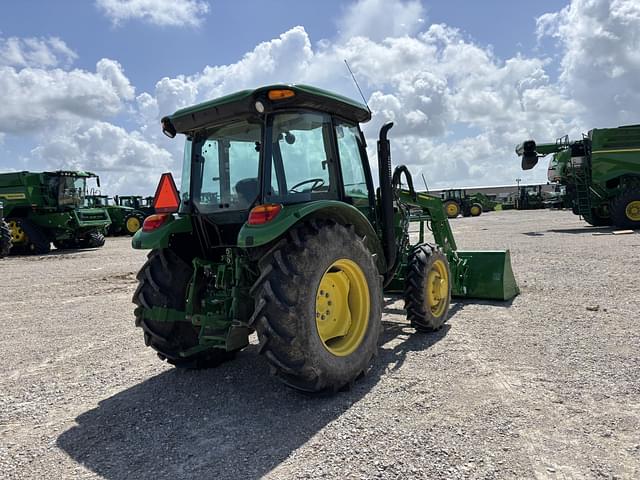 Image of John Deere 5075E equipment image 4
