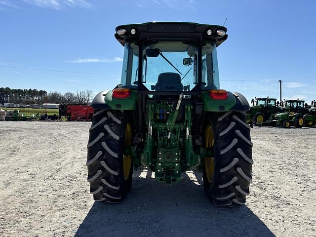 Image of John Deere 5100M equipment image 3