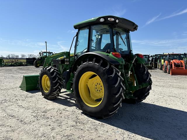 Image of John Deere 5100M equipment image 2