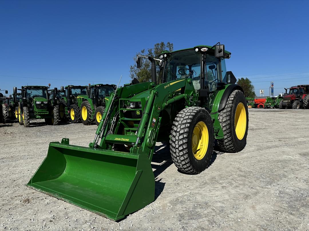 Image of John Deere 5125R Primary image