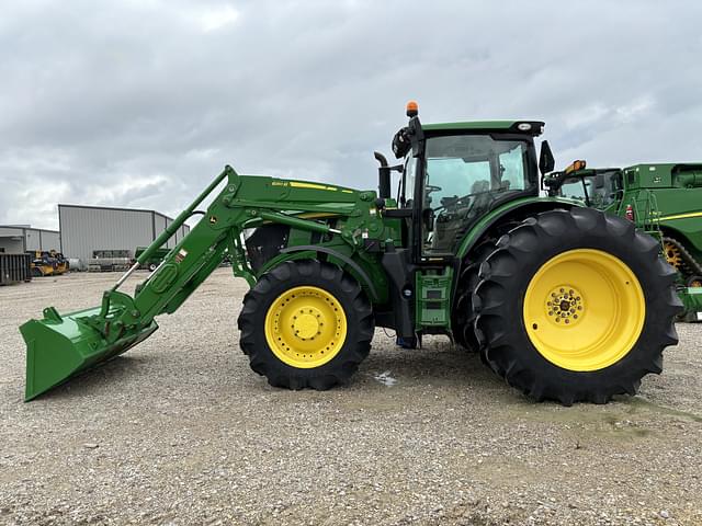 Image of John Deere 6R 215 equipment image 1