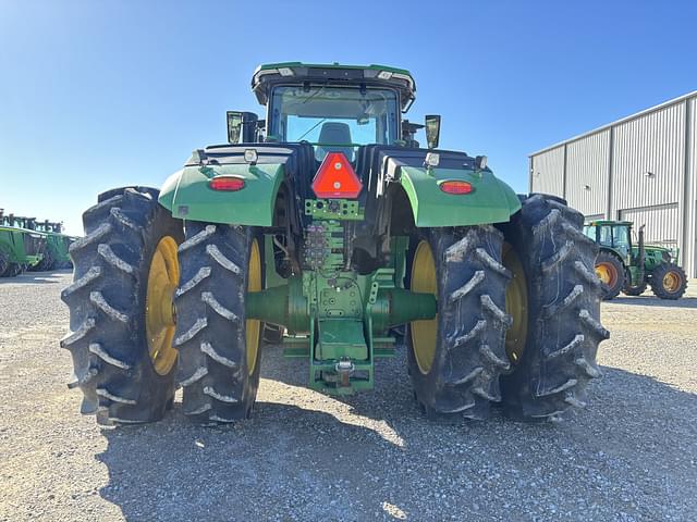 Image of John Deere 9R 440 equipment image 4