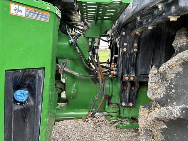 Image of John Deere 9R 440 equipment image 1