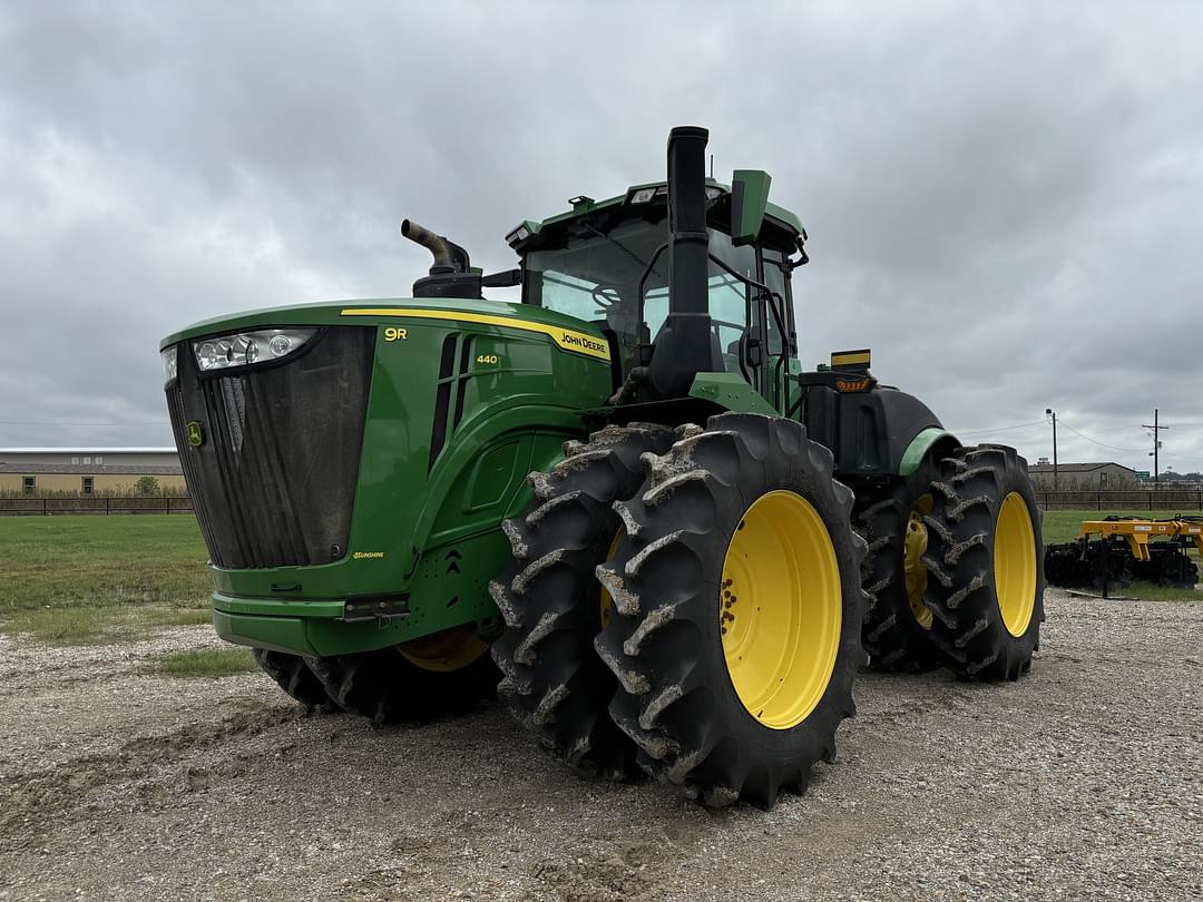 Image of John Deere 9R 440 Primary image