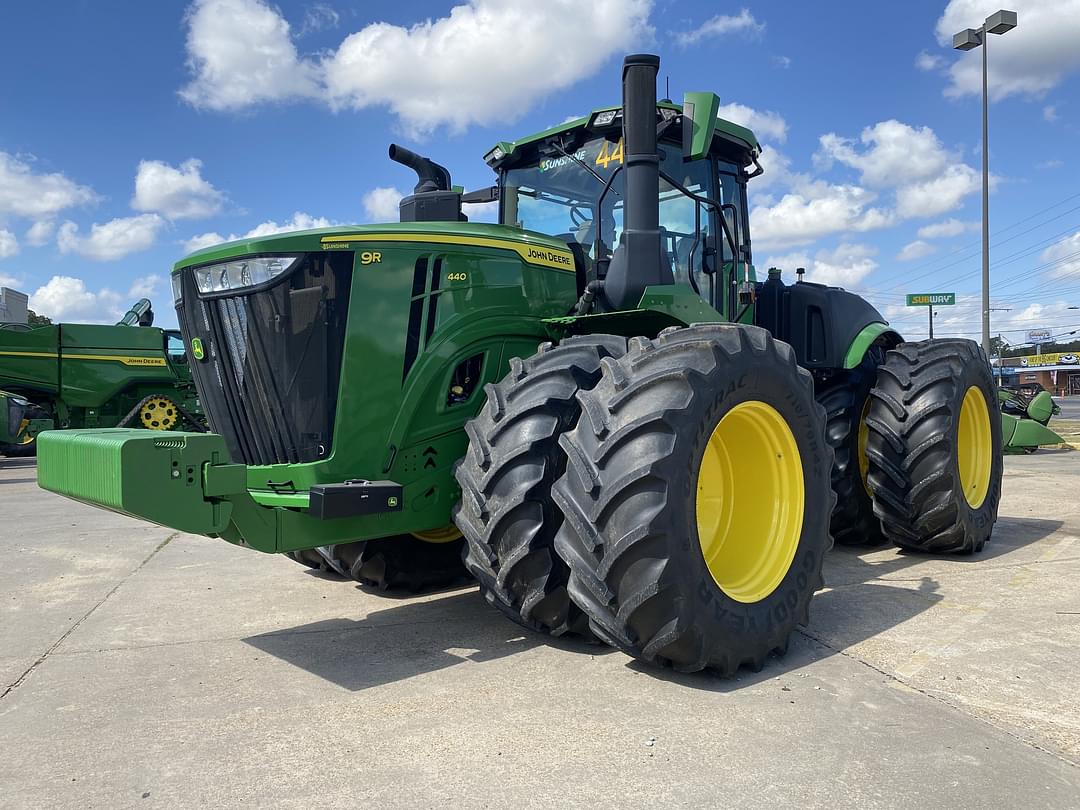 Image of John Deere 9R 440 Primary image