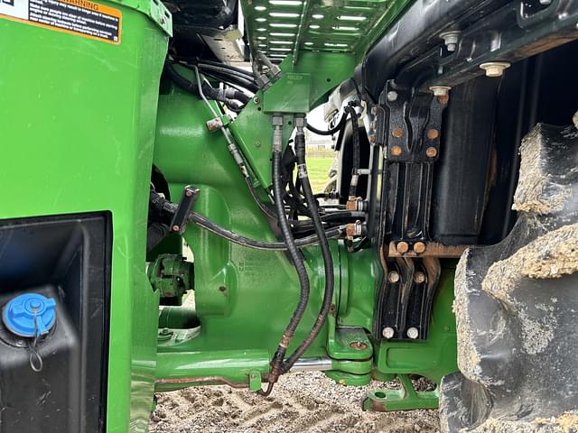 Image of John Deere 9R 440 equipment image 2