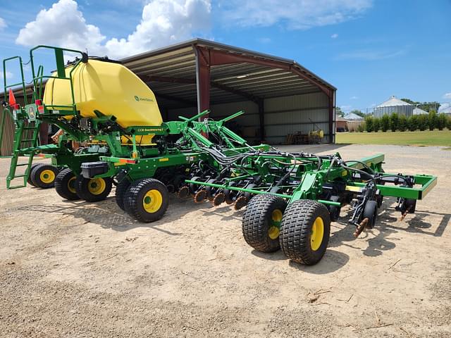 Image of John Deere N536C equipment image 3