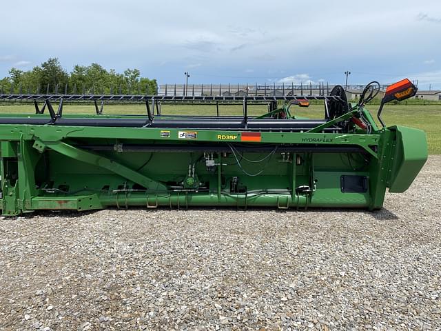 Image of John Deere RD35F equipment image 4