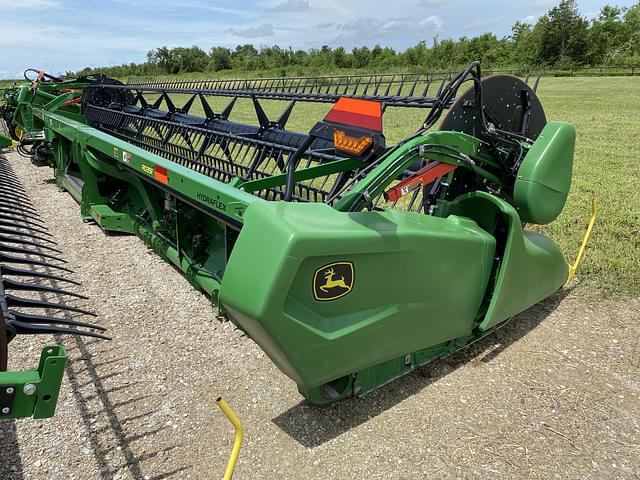 Image of John Deere RD35F equipment image 1