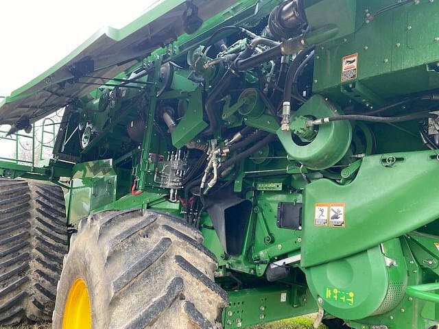 Image of John Deere S790 equipment image 2