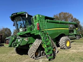 Main image John Deere S790