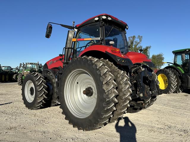 Image of Case IH Magnum 310 equipment image 2