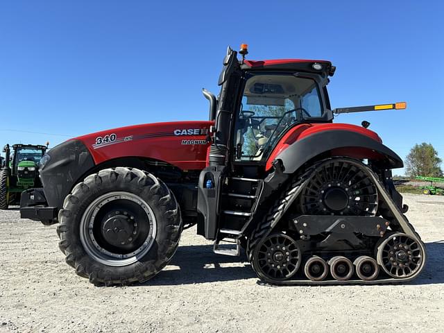 Image of Case IH Magnum 340 equipment image 1