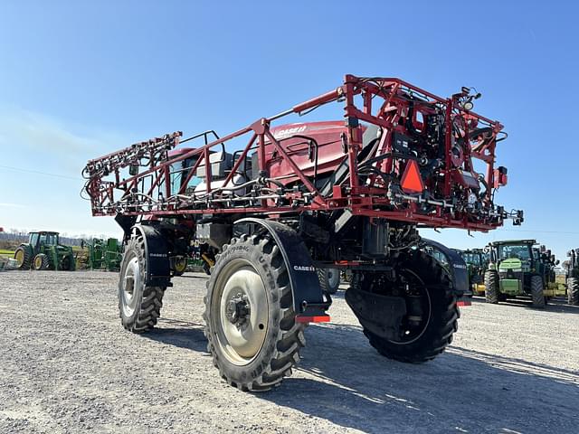 Image of Case IH Patriot 3250 equipment image 2