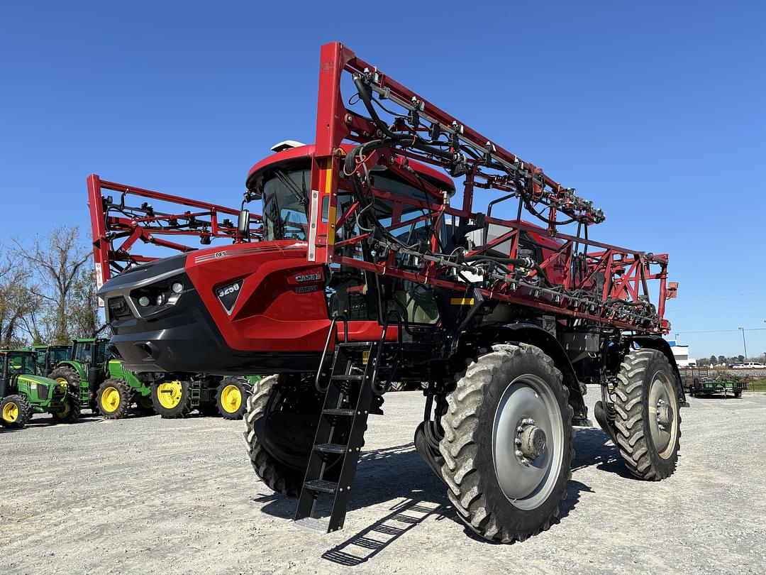 Image of Case IH Patriot 3250 Primary image