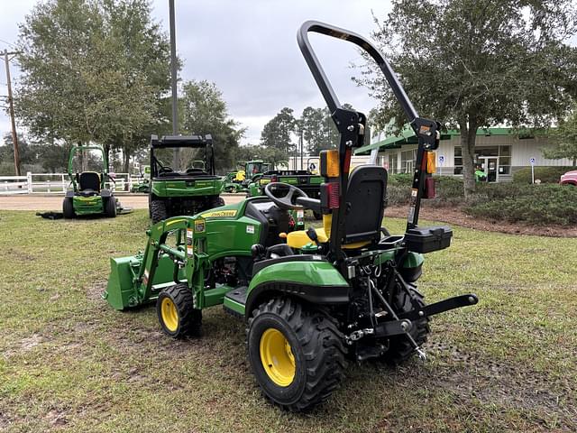 Image of John Deere 1025R equipment image 2