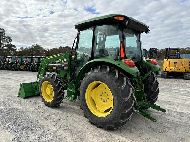 Image of John Deere 5060E equipment image 2