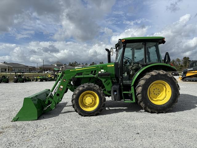 Image of John Deere 5100E equipment image 1